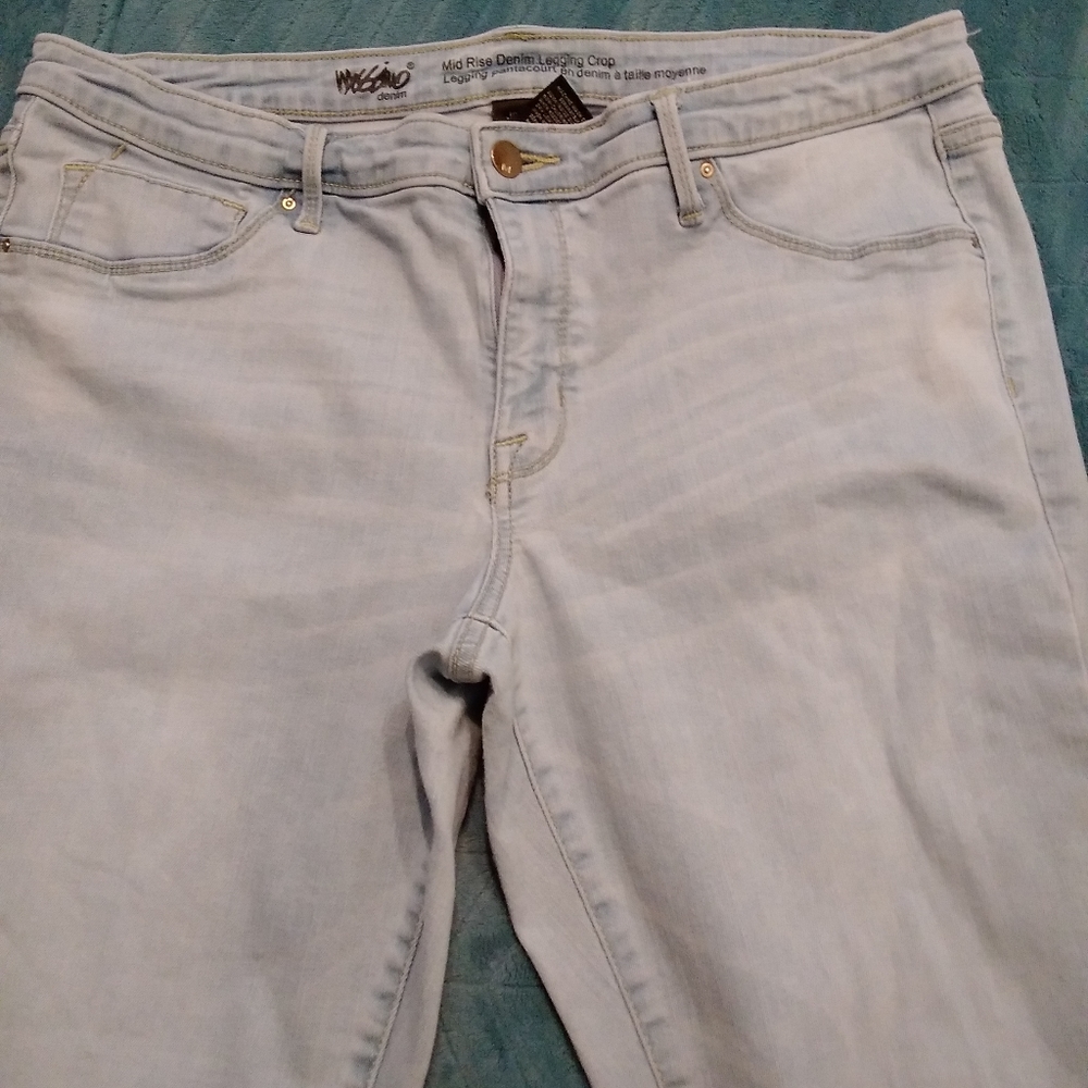 Jeans - Picture 2 of 2